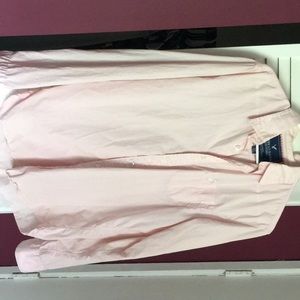 Light pink Men’s AE button down